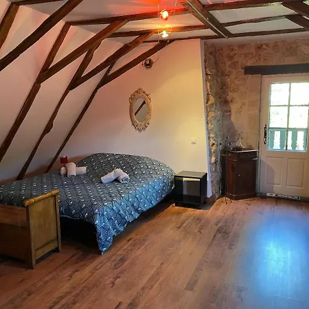 Maison A La Campagne Lanquais