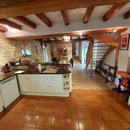 Maison A La Campagne Lanquais